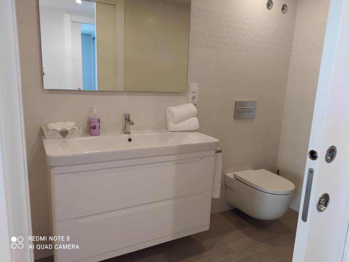 Apartamentos Pontedeume Riadoeume Bagian luar foto