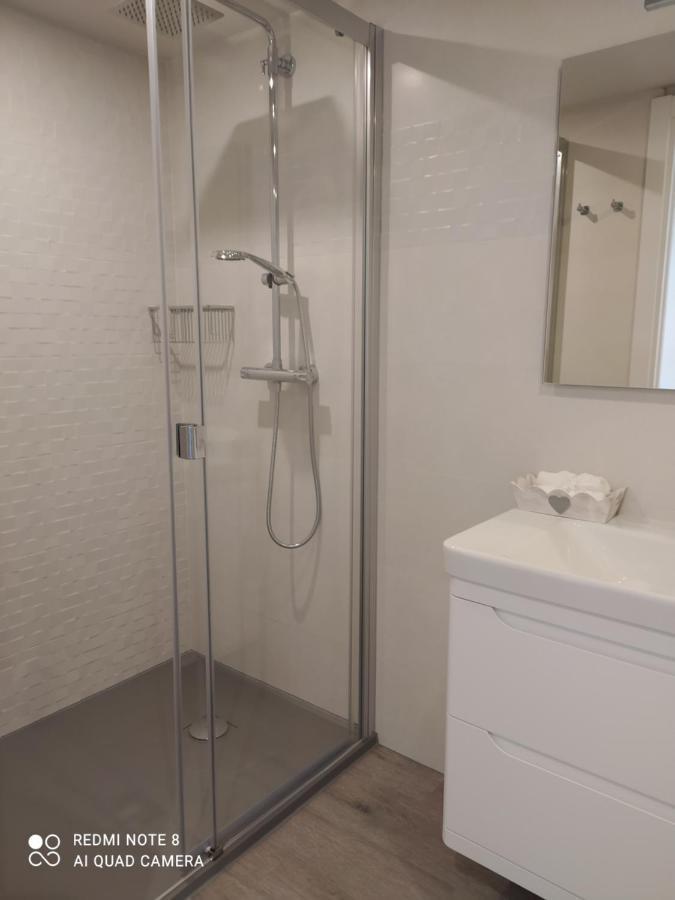 Apartamentos Pontedeume Riadoeume Bagian luar foto